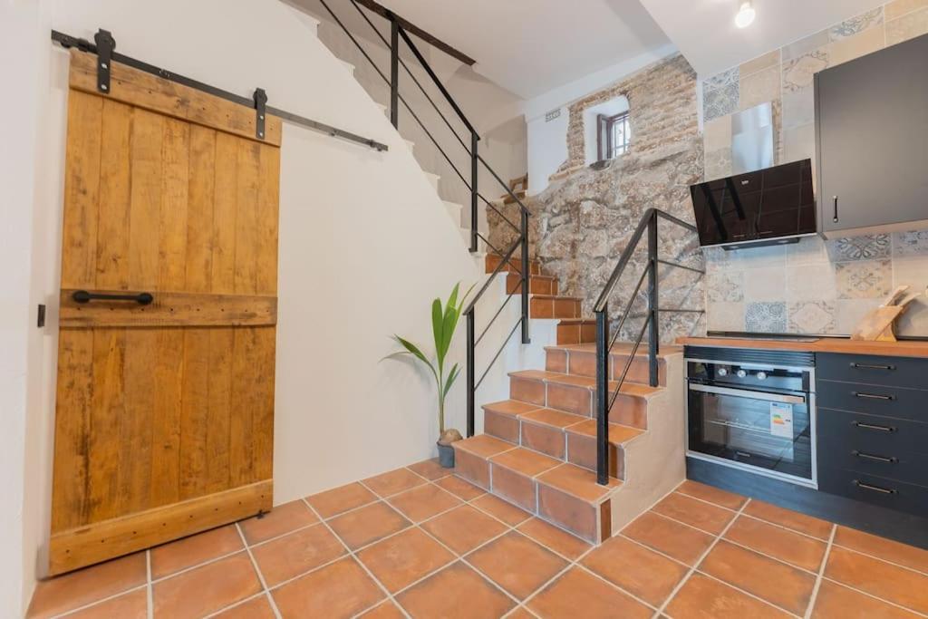 Encantador Apartamento En Calle Segovia Madrid Eksteriør bilde