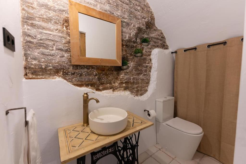 Encantador Apartamento En Calle Segovia Madrid Eksteriør bilde